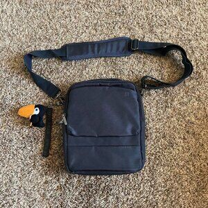 Tucano Shoulder Bag Black Travel Lightweight Adjustable